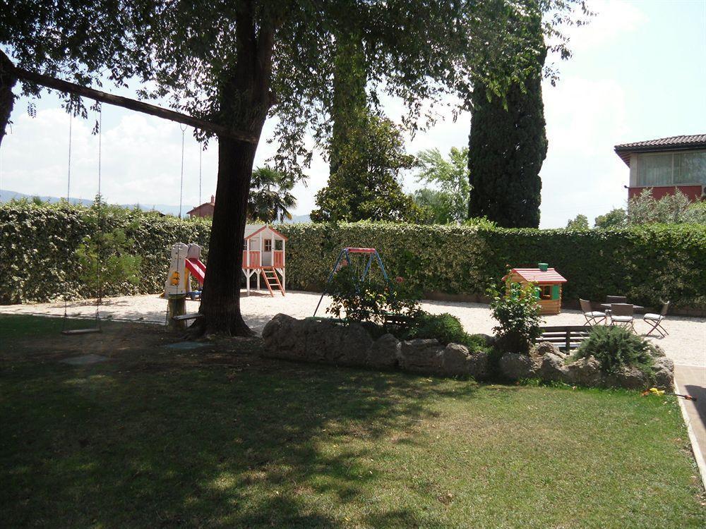 Agriturismo La Meridiana Villanova  Exterior photo